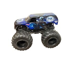 Hot Wheels Monster Jam Fox Sports 1 Cleatus 2015 Truck Figure 1:64